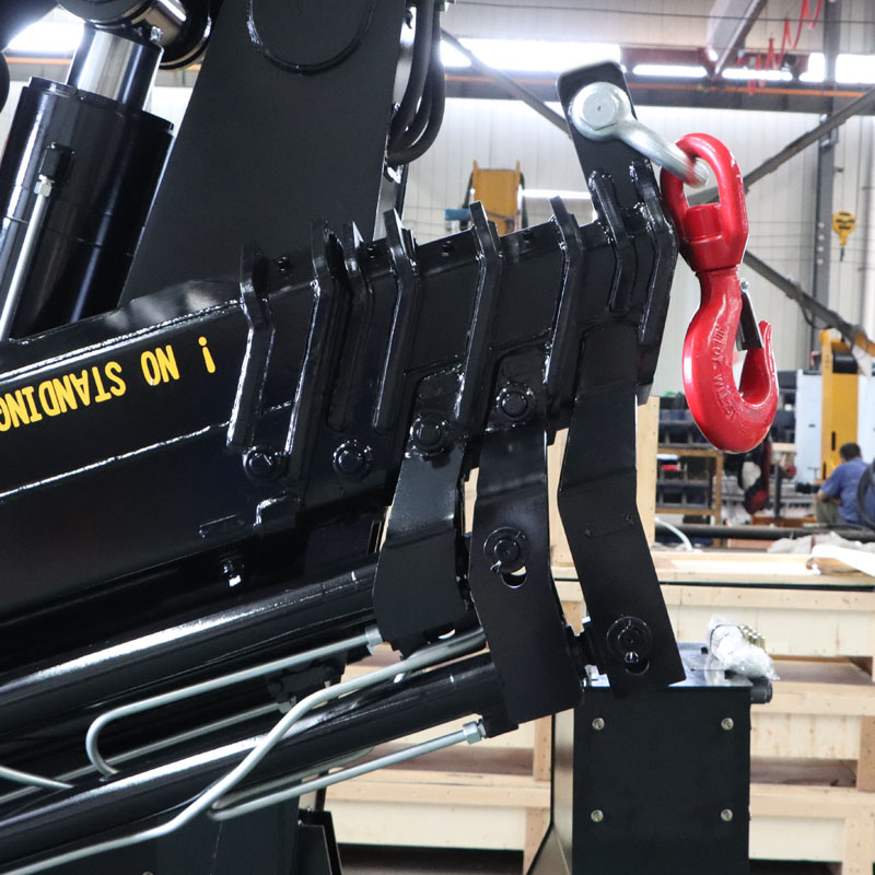 Grúa marina con pluma articulada de 10 toneladas