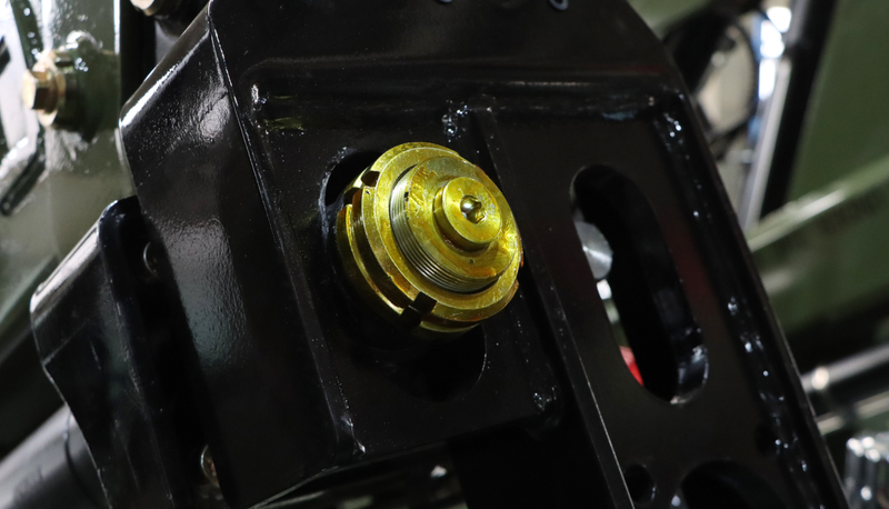 Grúa montada sobre camión con pluma articulada de 3,2 toneladas