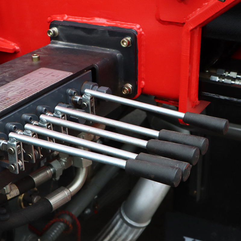 Grúa montada sobre camión con pluma telescópica de 12 toneladas