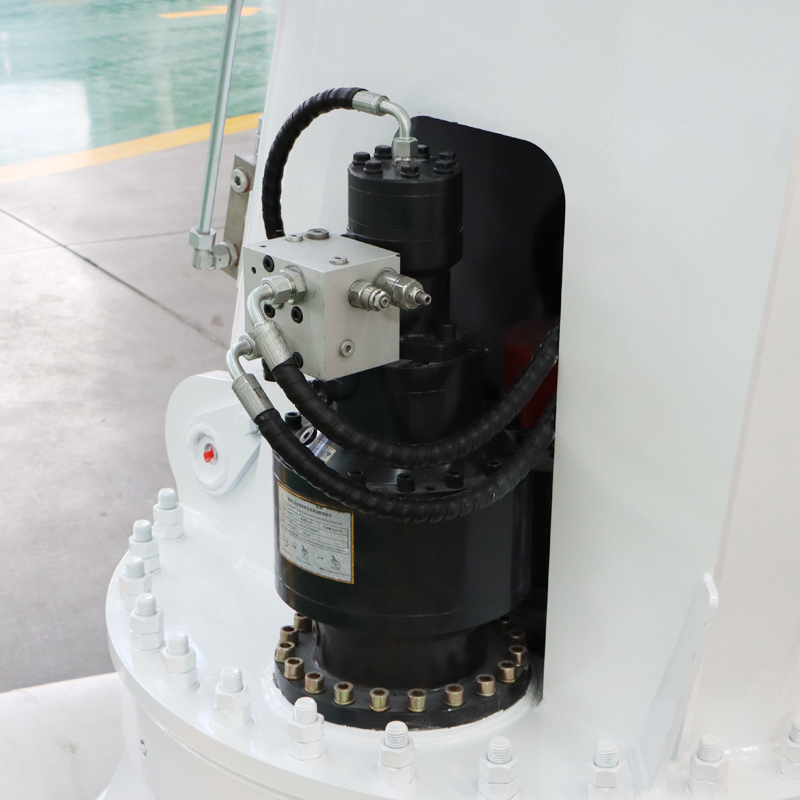 Grúa marina con pluma telescópica de 12 toneladas