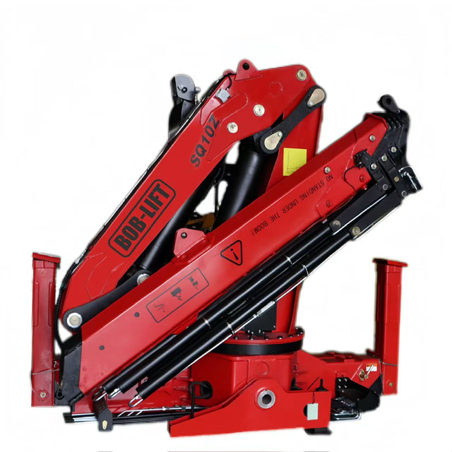 Grúa montada sobre camión con pluma articulada de 10 toneladas