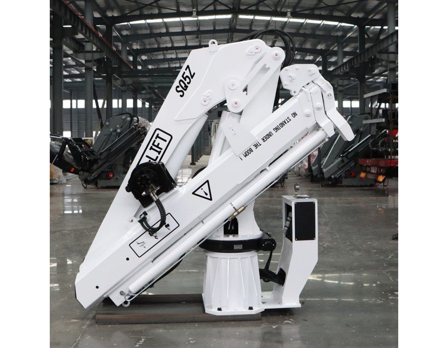 bob-lift-5-ton-knuckle-boom-gr&uacute;a-marina.jpg
